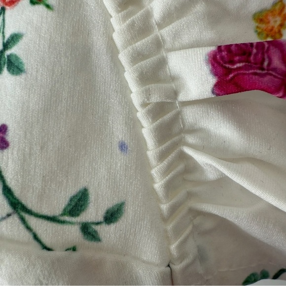 Zara White Floral Blouse with Red Accents Size S Cottagecore Boho Romamtic - Picture 7 of 12